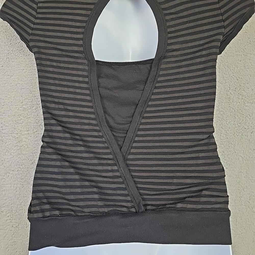 Self Esteem Women’s Short Sleeve Top Blouse Black/Brown Striped Size XL - Picture 8 of 15